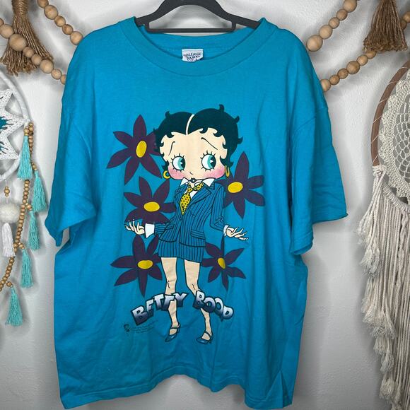 Vintage College Wear Betty Boop 1998 King Floral Graphic T - Picture 1 of 5